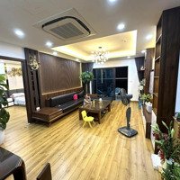 Bán Căn 3 Ngủ 135M2 Full Nội Thất, Sổ Đỏ Chính Chủ, Tầng Trung Giá Chỉ 6,2 Tỷ Tại D Goldmark City