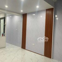 Chính Chủ Bán Nhà Tập Thể Phố Thái Hà, Đống Đa, 80M, 2 Ngủ, 2 Vệ Sinh Ô Tô