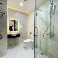 Cho Thuê Nhà Phố Yên Hòa - Cầu Giấy, 45M2 X 7T, Mt:4M, Thông Sàn, Thang Máy, Đủ Đồ, Hợp: Ở Kdol,...