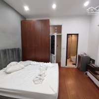 Nóng Bán Nhà Võ Thị Sáu, 35M2, 5 Tầng, Ô Tô Vào Nhà, Sát Phố, Nhanh Lên Các Bác Ơi