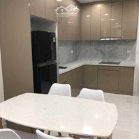 Chính Chủ Kẹt Tiền Bán Lỗ 1 Phòng Ngủ50M2 Kingdom 101 View Quận 1 Xem Pháo Hoa. Liên Hệ: 0907582993