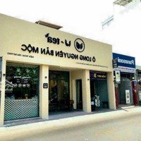 Ngộp Bank Bán Nhà Mặt Tiền Đề Thám - Cô Giang, Quận 1 -Diện Tích9X22M - Cấp 4 - Hđt 200 Triệu/Th - Giá Bán 70 Tỷ