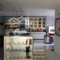 Chính Chủ Bán Căn Góc Midtown, Phú Mỹ Hưng.diện Tích127M2, 4 Phòng Ngủ 3 Vệ Sinh Sổ Hồng, Nt Cao Cấp Giá Tốt Nhất Tt