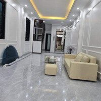 Hồ Tùng Mậu Nhà 42M2 7 Tầng Xây Mới Chỉ Hơn 10 Củ Tỏi