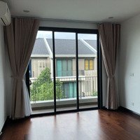 Cho Thuê Biêt Thự Mansions Parkcity , 154 M2, Xây 3 Tầng , Nt Hiện Đại