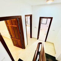 Bán Nhà Riêng 50M2 Chính Chủ Mặt Ngõ Thông Hai Bà