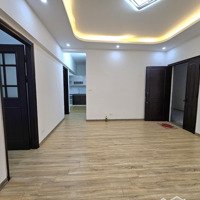 Chính Chủ Cần Bán Căn Chung Cư Nơ 3 Pháp Vân 3 Ngủ 81M2 Sửa Đẹp, Chỉ Việc Ở