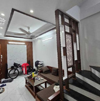 Ngọc Thụy , 40 M2, Mặt Tiền 5 M - Ở Hay Là Giữ Tiền Đều Sinh Lời.