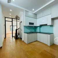 Lạc Long Quân-Tây Hồ 40M2,Gara Oto,Ngõ Thông,Nhà Đẹp Ở Luôn Nhỉnh 7 Tỉ