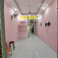 Cho Thuê Nhà Hẻm 3 Gác, 1 Xet, Huynh Tinh Của Q.3