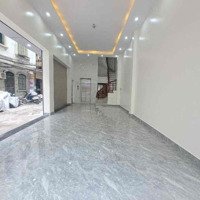 Ngô Gia Tự 136M² , 6Tầng , Vỉa Hè Đá Bóng , Kd Siêu Đỉnh Nhinh 18 Tỷ