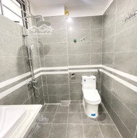 Cần Bán Gấp Nhà Hai Bà Trưng, Nhà Mới Lô Góc, Ô Tô Lùi Đỗ Cửa, 40M2, 5 Tầng, Rộng 5M, Giá Bán 7,4 Tỷ