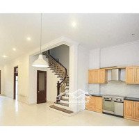 Cần Bán Biệt Thự Liền Kề Ciputra 126M2/ 5 Phòng Ngủgần Trường Hanoi Academy, Unis, Sis Giá 3X Tỷ