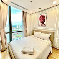 Chính Chủ Cần Bán 2 Phòng Ngủ- 80,8 M2 - Giá Bán 4,9 Tỷ - Vinhome Central Park View Đẹp Liên Hệ 0933333133