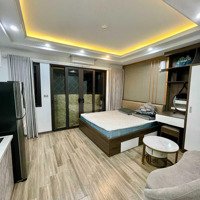 Cho Thuê Căn Hộ Studio Tại Ngõ 29 Võng Thị, Tây Hồ. Sát & View Hồ Cực Thoáng. Giá Chỉ 6,5 Triệu.