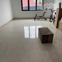 Bán Nhà 5 Tầng-Văn Trì-Bắc Từ Liêm-40M2-Mt 3,9M- Giá Bán 5,6 Tỷ-Ô Tô 7 Chỗ Đỗ Cửa -Ngõ Thông Tứ Tung