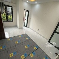 Cho Thuê Ccmn 30M2 Bếp Tách Riêng. Full Đồ Có Ban Công Tại Bằng Liệt