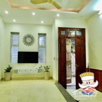 Cầu Hữu Hòa 35M2 Xây 3 Tầng Chỉ Gần 3.15 Tỷ Gần Ô Tô Siêu Thị