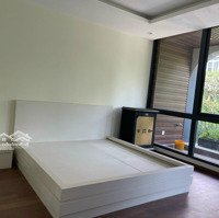 Sang Nhượng Nhà Phố Góc Công Viên Có Thang Máy Gia Cực Tốt