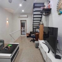 Bán Nhà Gia Quất, Sổ Đỏ Vuông Vắn Siêu Đẹp, Ô Tô Đỗ Cổng, 40M2, 4 Tỷ