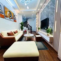 Nhà Đẹp Láng Hạ 30M2, 6 Tầng, Nội Thất Đẹp, Sổ Chính Chủ Về Ở Ngay.