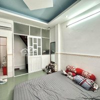 Cho Thuê Nhà Riêng - 1 Trệt 2 Lầu Sân Thượng - Đường Nguyễn Thiện Thuật P2 Quận 3