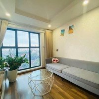 Gia Đình Cần Bán Nhanh Căn 2 Ngủ 84M2 Toà R3 Goldmark City Bc Đông Nam