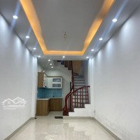 Cần Bán Căn Nhà Mới Cách 1 Nhà Ra Đường Ô Tô Quận Cầu Giấy Diện Tích 30M2 Đầy Đủ Công Năng