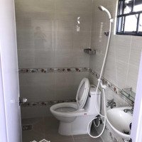 Chỉ Còn 1P 3 Triệu4 Máy Lạnh, 3 Cửa Sổ Gần Ngã Tư Thủ Đức Và Các Trường Đh Lớn Và Khu Cnc Từ 1 - 2Km