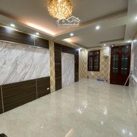 Cho Thuê Nhà Mặt Phố Đại Từ - View Hồ: Diện Tích 40M2 X 5 Tầng, Mặt Tiền 4M, Thông Sàn, Nhà Đẹp