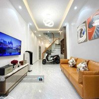 Hẻm Thông 1 Xẹ Phạm Văn Chí 40M2 3 Phòng Ngủxe Tải Đậu Trước Nhà Thoải Mái.