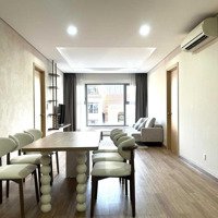 Bán Căn 107M2 3Pn 2 Vệ Sinhfull Nội Thất Mới Thiết Kế, View Quận 1. Gía 4.3 Tỉ Còn Thương Lượng.