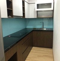 Chính Chủ Gửi Bán Căn Góc 3 Phòng Ngủ2Vs, 92M2 (Đủ Nội Thất), View Đường Duy Tân, Sẵn Sổ Đỏ, Có Slot Xe