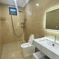 Bán Nhà 2 Tầng 65.8M2 Ngang 5.3M Chỉ 4.550 Tỷ. Mặt Đường Triệu Quang Phúc, Vĩnh Hòa, Nha Trang