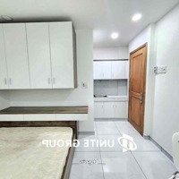 Phòng 30M2_Cửa Sổ, Thang Máy, Thẻ Từ, Hồ Bơi Đinh Bộ Lĩnh Kế Hàng Xanh