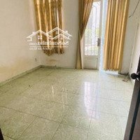 Cho Thuê Nhà Hẻm Xe Tăng Cộng Hoà 5*8M, 3 Tầng, 3 Phòng Ngủ 3Wc