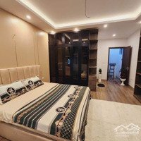 Bán Nhà 40M2 - Xuân Thủy 4 Tầng Giá 7.48 Tỷ