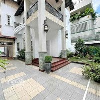 Villa 350M2 4 Pn Hồ Bơi Sân Vườn Giá Rẻ 3800Usd