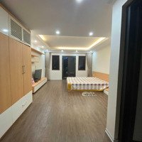 Cho Thuê Nhanh Nhà Siêu Đẹp Tại Hào Nam,Diện Tích80M2X5T, 3 Bước Chân Ra Đến Ga Cát Linh.giá Thuê 22 Triệu/Th