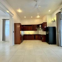 Villa Thảo Điền 350M2 4 Pn, Hồ Bơi Sân Vườn Giá Rẻ 3700Usd