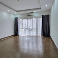 Bán nhà phân lô Nguyễn Văn Cừ 120m2, MT 4.8m, ô tô, 7 tầng 10 PN giá 22 tỷ