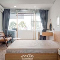 Căn Hộ 1 Phòng Ngủbalcon, View Bờ Kè, Gần Cầu Lê Văn Sỹ, Chung Cư Screc Q3