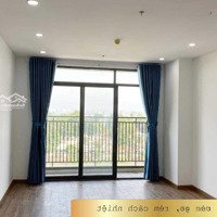 Bán Gấp Căn Studio Sổ Hồng The East Gate 44M2 Ban Công Lớn. Giá Bán 1,25 Tỷ View Sài Gòn