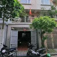 Chính Chủ Bán Nhanh Liền Kề Văn Phú, 90M2, View Vườn Hoa, Gía Đầu Tư