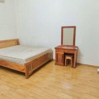 Căn Chung Cư Mặt Phố Thành Thái 109M2. Lô Góc. 3 P Ngủ. 2 Vệ Sinh. View Công Viên. Chưa Đến 6 Tỷ