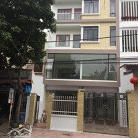 Chính Chủ Cho Thuê Nhà 4 Tầng Có Thang Máy, Diện Tích 120M2 Một Sàn/Đất 160M2