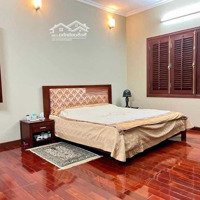 Cần Bán Liền Kề Xa La, Mặt Tiền 5M, View Sân Chơi, Thang Máy, Giá Đầu Tư