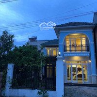 Bán Căn Nhà Kiểu Villa Làng Chài Cẩm An 200M2 Có Sân Vườn Rộng Giá 5,X Tỉ Liên Hệ: 0936325884