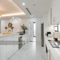 Bán Chung Cư Sun Grand City, 69B Thụy Khuê,Diện Tích160M2 3 Ngủ, Đủ Đồ, Giá Nhỉnh 15 Tỷ. Liên Hệ: 0945894297