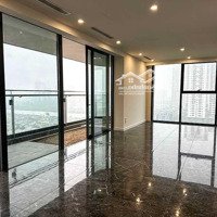 Cho Thuê Căn Hộ Chung Cư Cao Cấp Đồ Cơ Bản Trong Tòa Nhà Goldenriverside